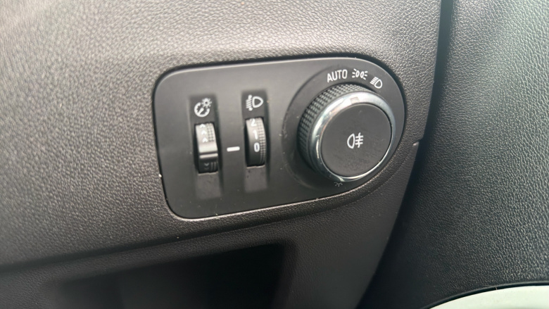 Vauxhall Crossland 1.2 Griffin 5dr Petrol Hatchback